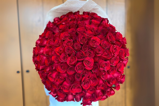Ramo con 150 rosas